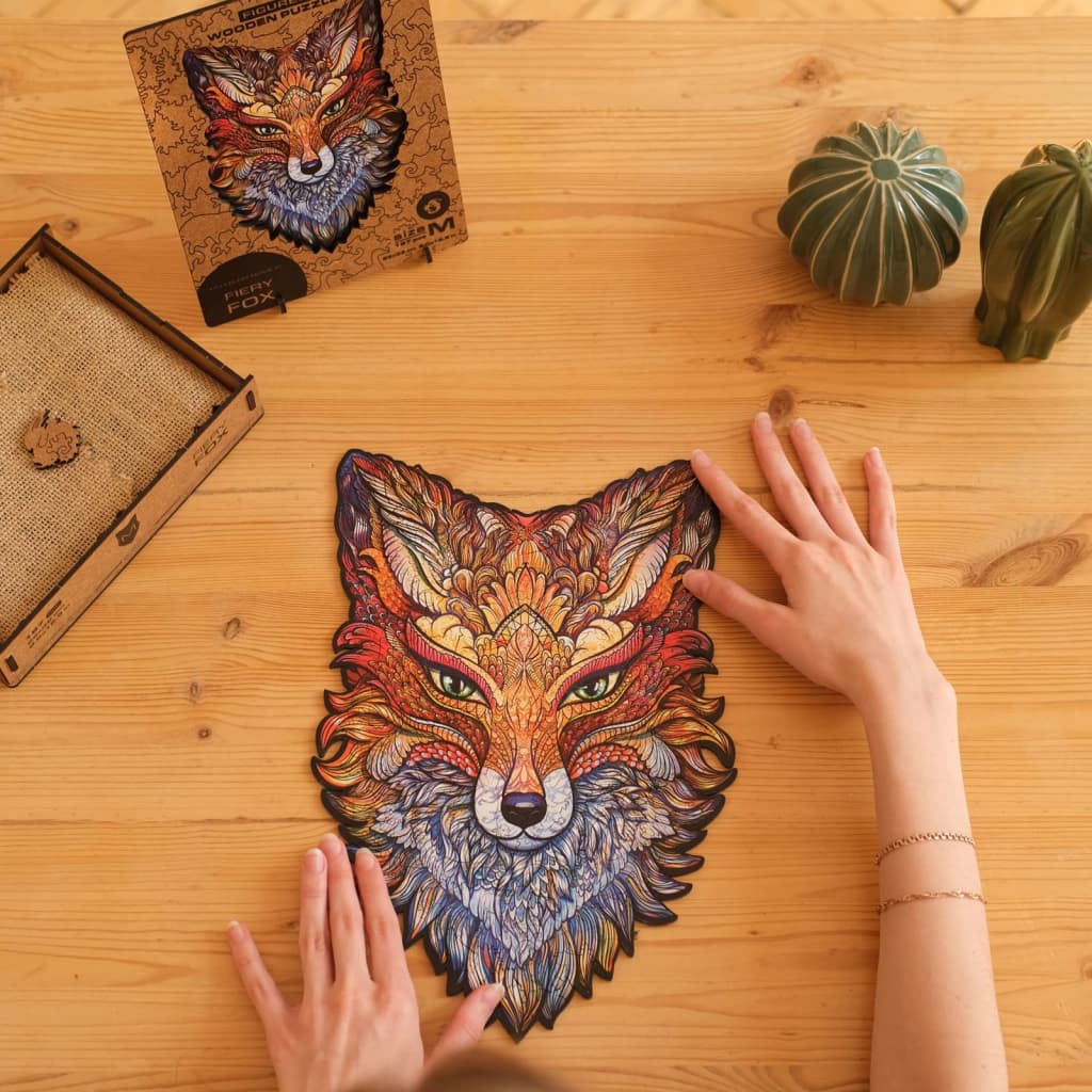 UNIDRAGON 700dílné dřevěné puzzle Fiery Fox Royal Size 41 x 60 cm